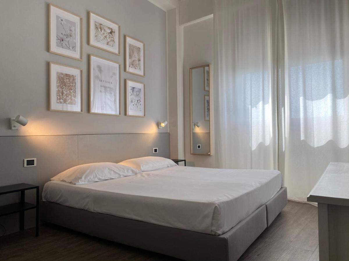 Il Romito Hotell Quercianella Exteriör bild