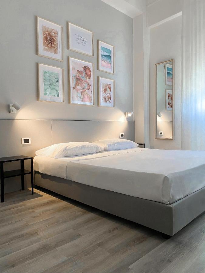 Il Romito Hotell Quercianella Exteriör bild