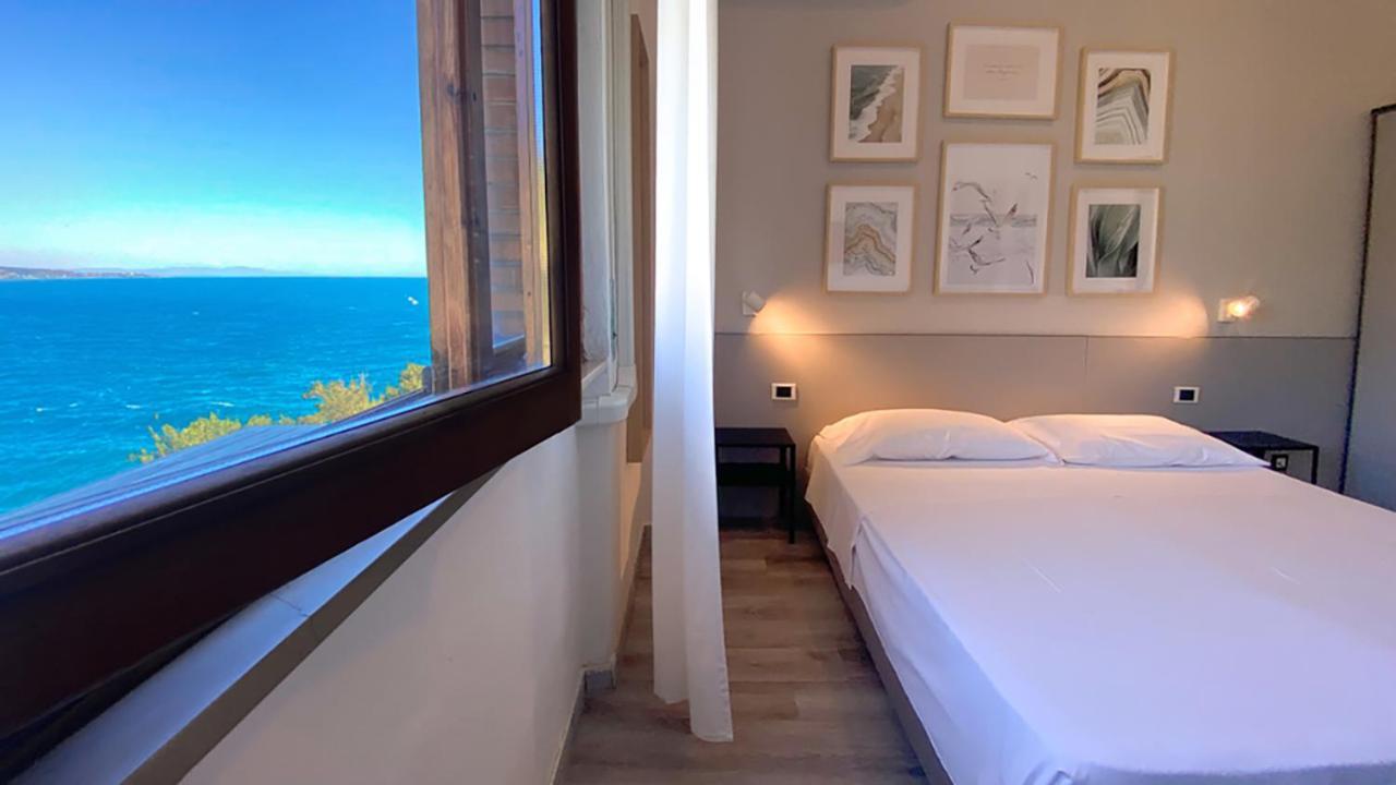 Il Romito Hotell Quercianella Exteriör bild